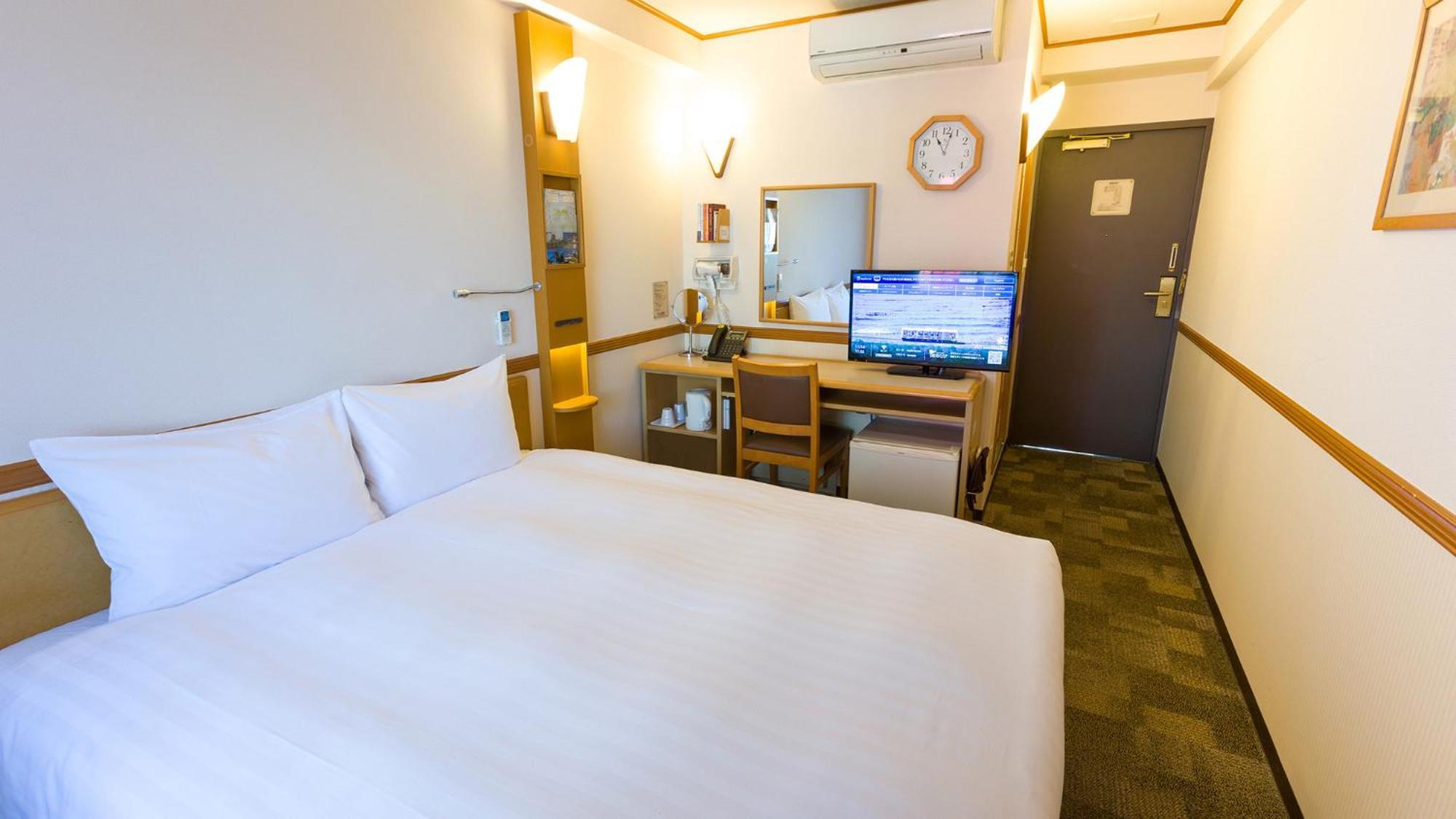 Toyoko Inn Kintetsu Yokkaichi Eki Kita Guchi Номер фото